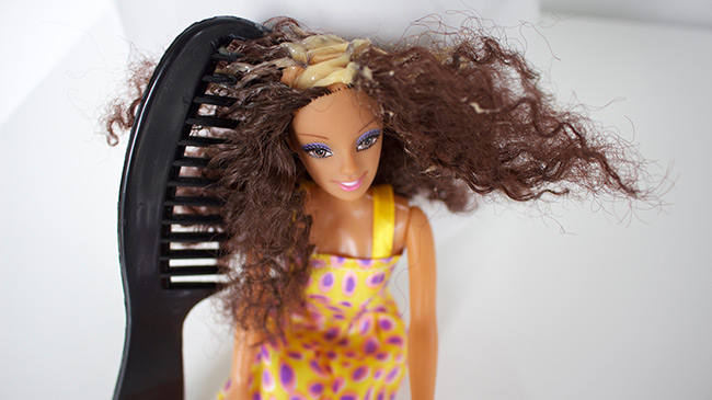 first-doll-mielle-organics-comb-in-hair